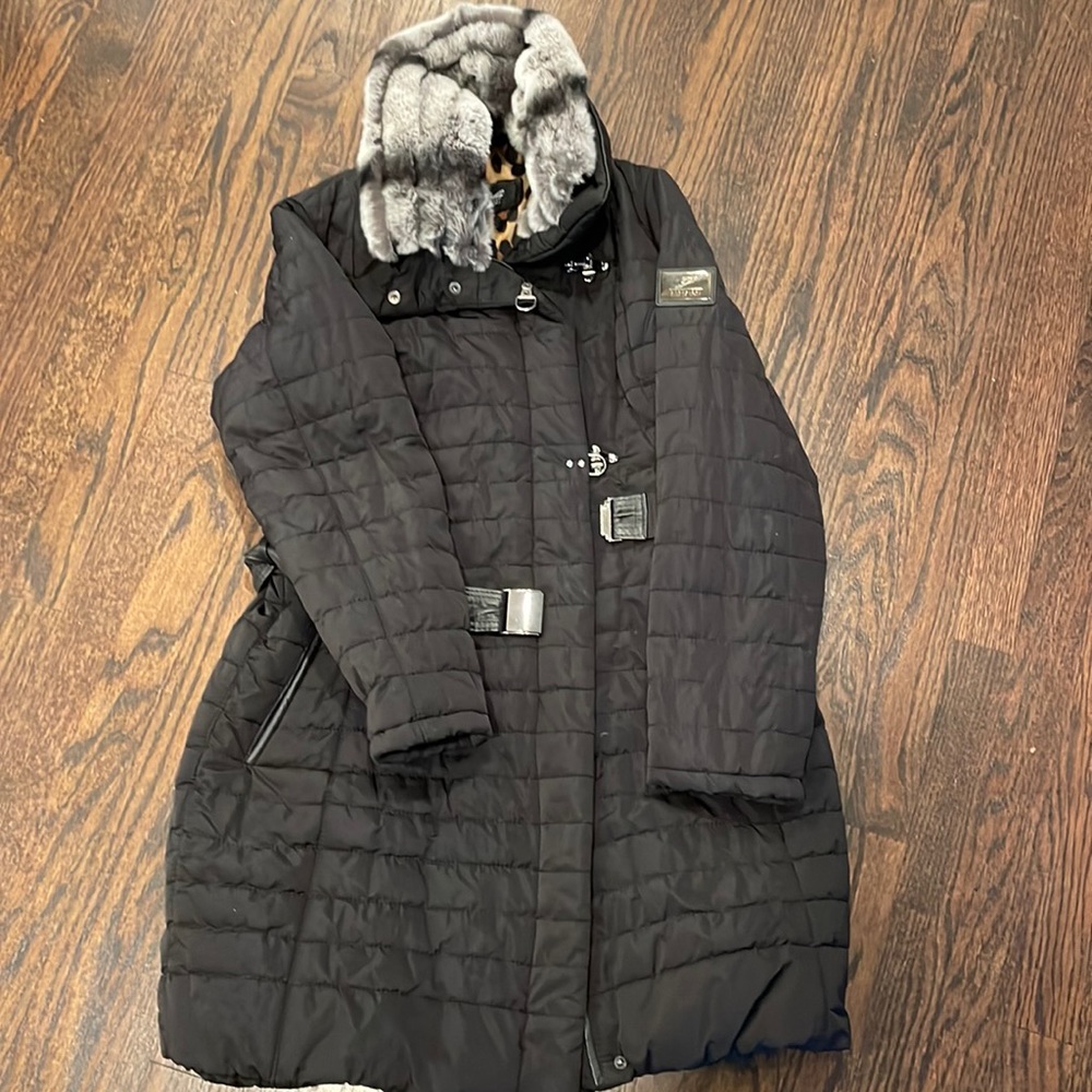 Gorski apres ski jacket size large with chinchilla removable neck piece